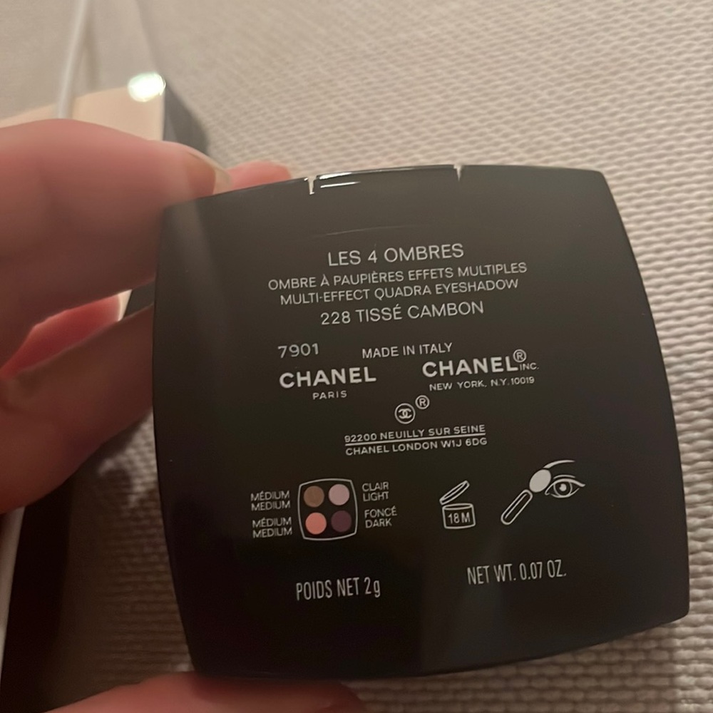 Les 4 ombres Chanel 7901